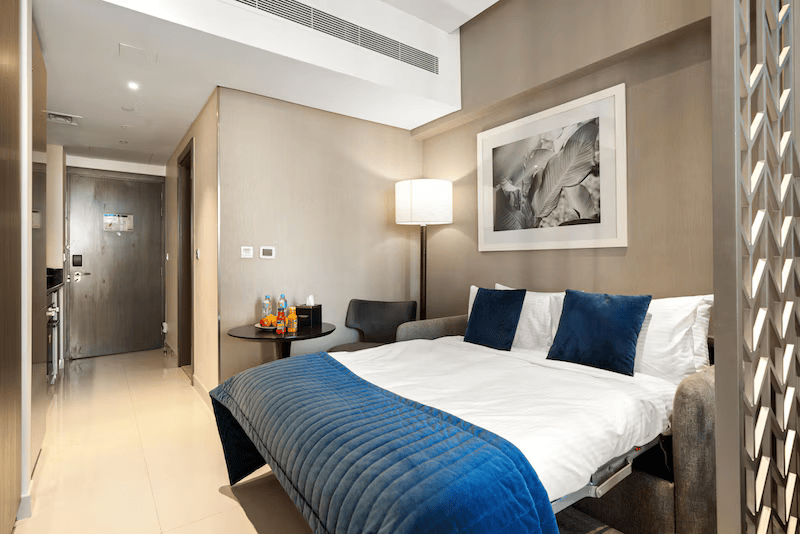 
								Luxury Waterfront Living || World Class Amenities || Ready For Reservation or Booking full									